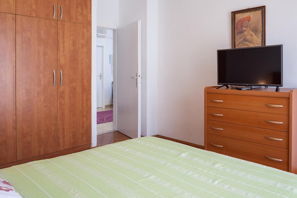 Apartment Nevia Макарська Номер фото