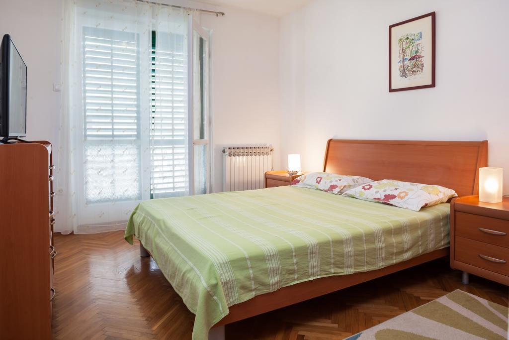 Apartment Nevia Макарська Номер фото
